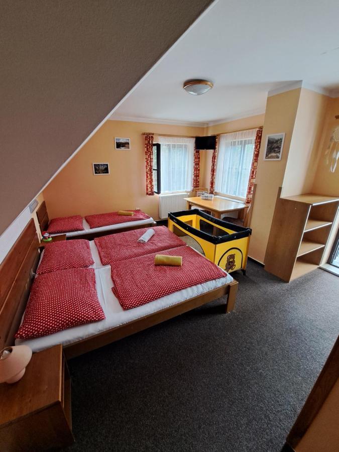 U Bernardyna Hotel Harrachov Ngoại thất bức ảnh