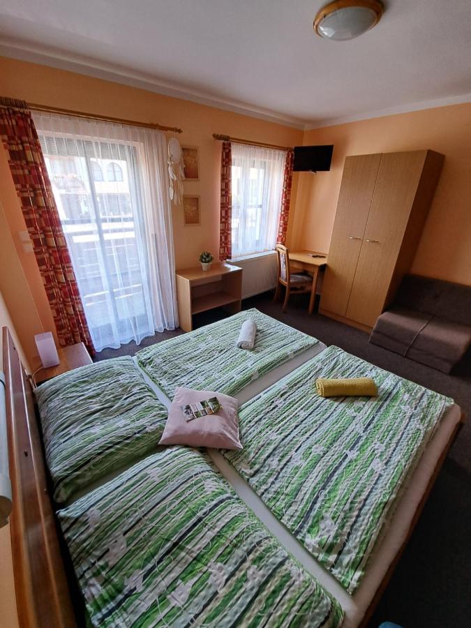 U Bernardyna Hotel Harrachov Ngoại thất bức ảnh