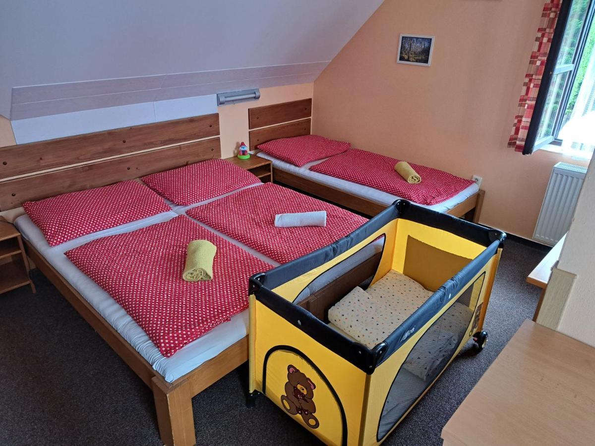 U Bernardyna Hotel Harrachov Ngoại thất bức ảnh